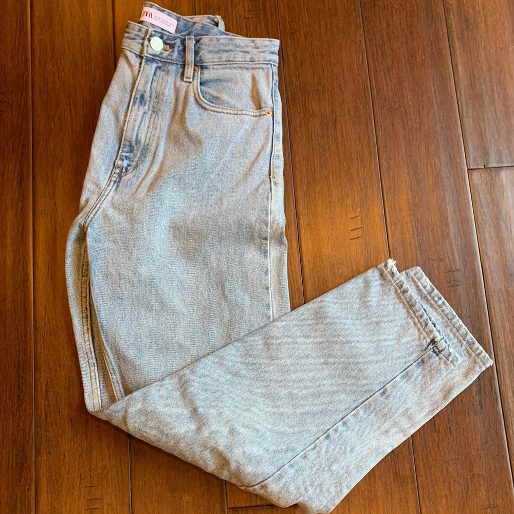 Zara jeans high waist mom jeans medium wash size 6